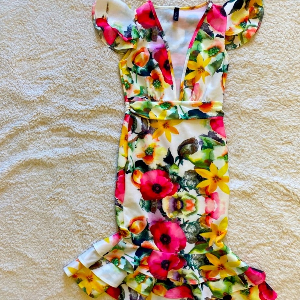 Women’s Fashion Queen Floral VNeck Mermaid Dress S